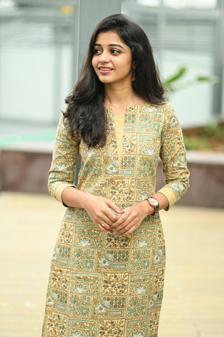Heritage Muse KurtaSet
