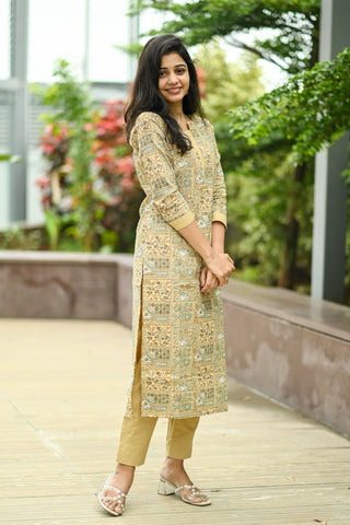 Heritage Muse KurtaSet