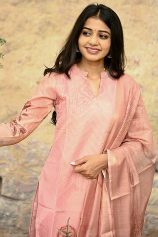 Pastel charm kurti and dupatta
