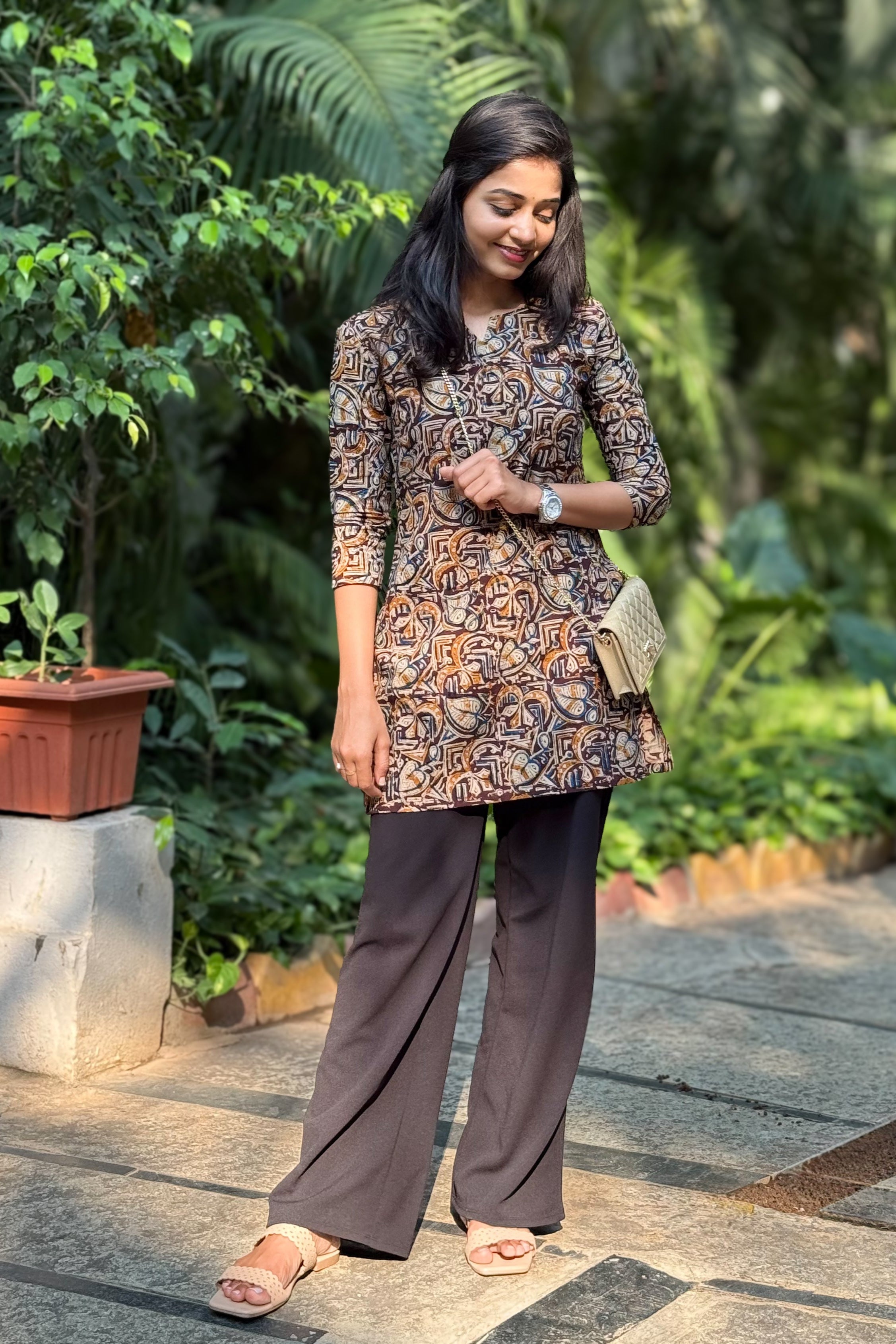 Short Kurti